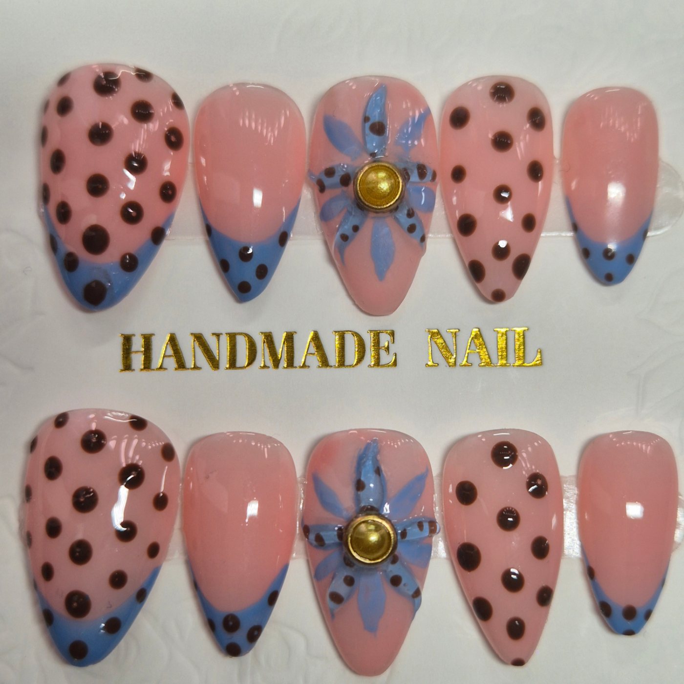 Polka Dot Daisy — hand-painted press-on nail set by The Varnish Room